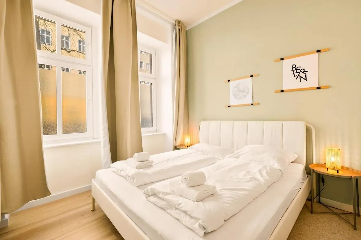 Spacious 2-Bedroom in the Heart of Friedrichshain Βερολίνο 0*,  Γερμανία