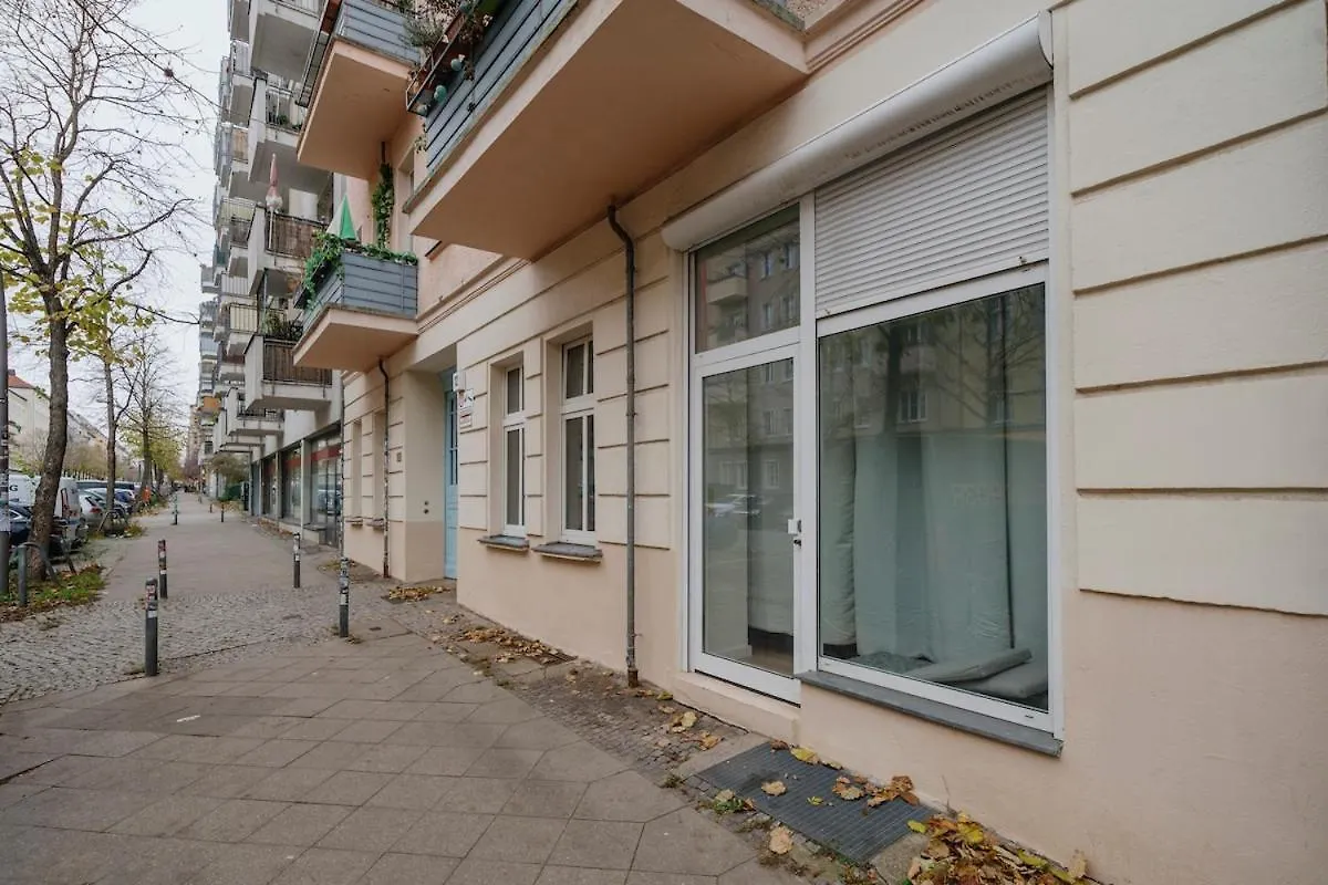 Spacious 2-Bedroom in the Heart of Friedrichshain Berlin Deutschland